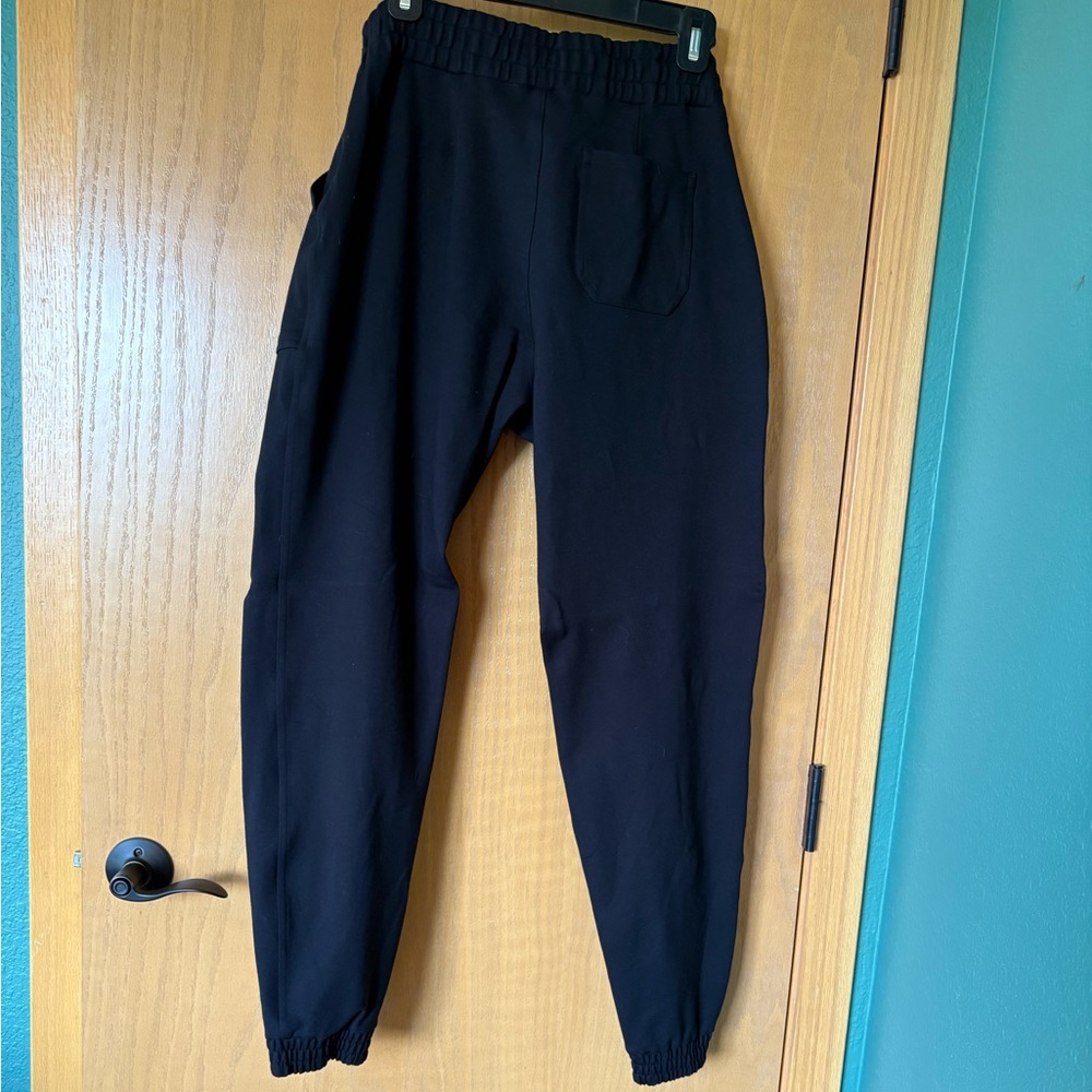SPANX PerfectFit Cargo Jogger Black Women's Pants - Picture 5 of 5